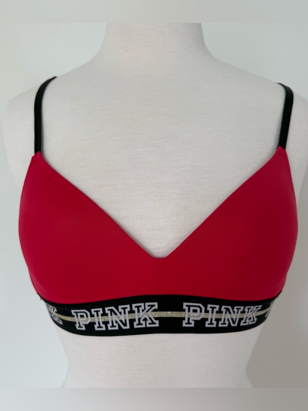 PINK Victoria's Secret Red wire-free bra // Size 32B